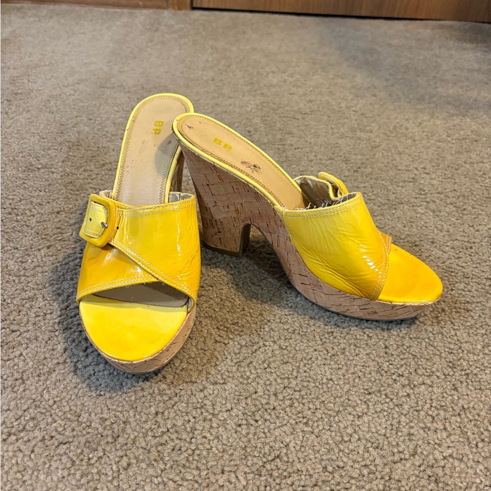 BP Yellow Cork Wedges